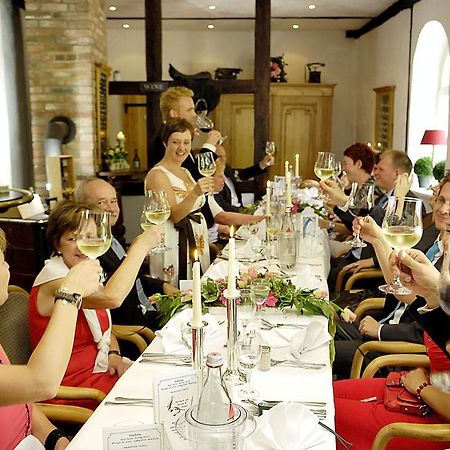 Klosterschaenke Hude Hotel Ferienwohnungen Restaurant Cafe Экстерьер фото